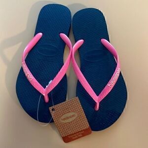 Havaianas girls Sandals/flip flops. Blue/pink. Size UK 33. US size 2. NWT